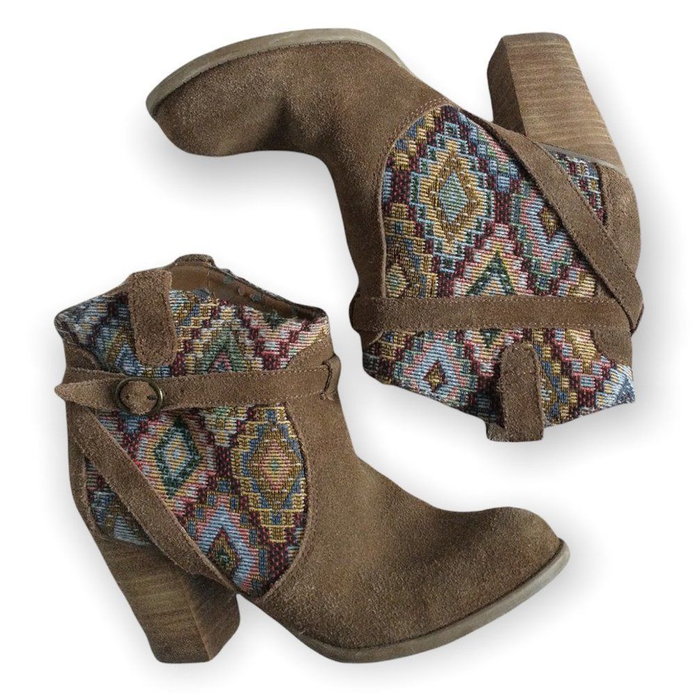 | American Eagle Women's Diamond Aztec Heeled Booties in Brown | 7